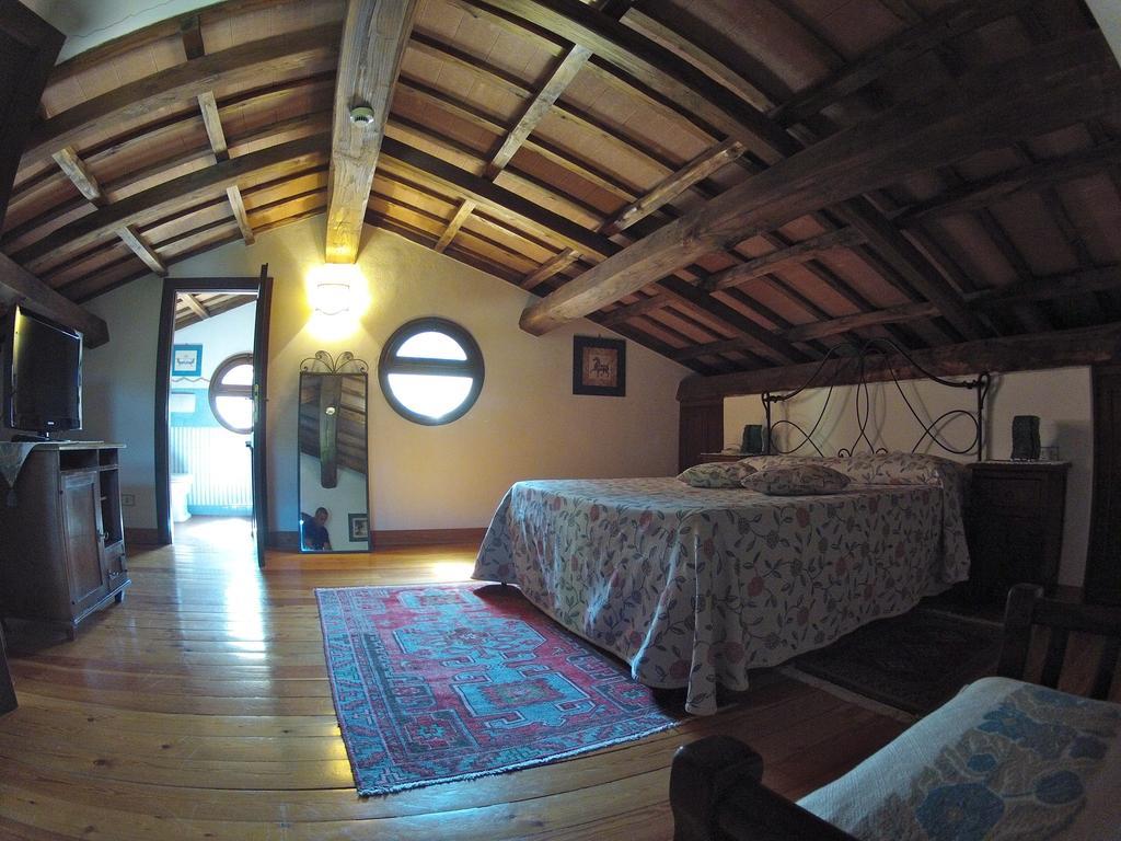 Antica Pietrara B&B Formello Oda fotoğraf